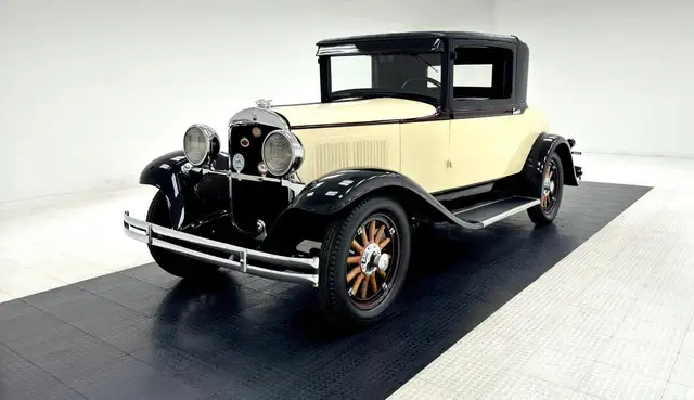 Plymouth Autres Deluxe Coupe