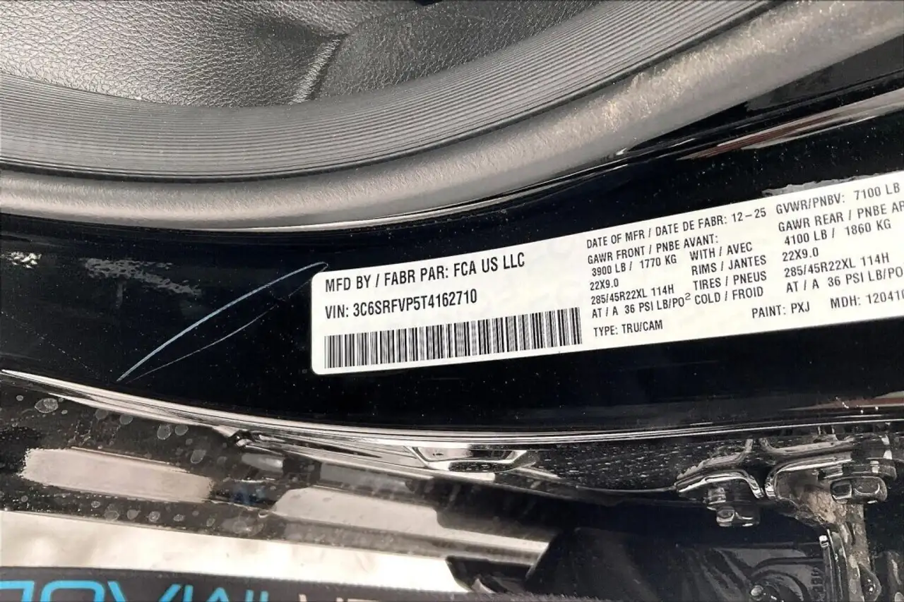 RAM 1500 снимка RAM 1500