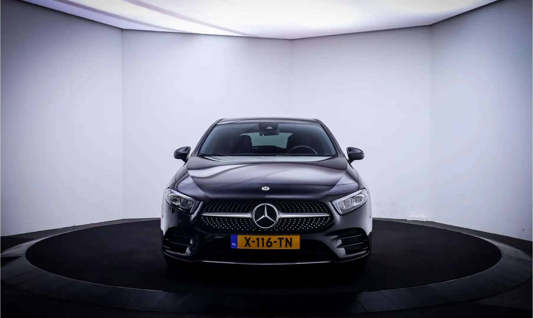 Mercedes-Benz A 220 Premium Plus AMG-Line Aut. FULL LED | WIDESCREEN | Noir - 2