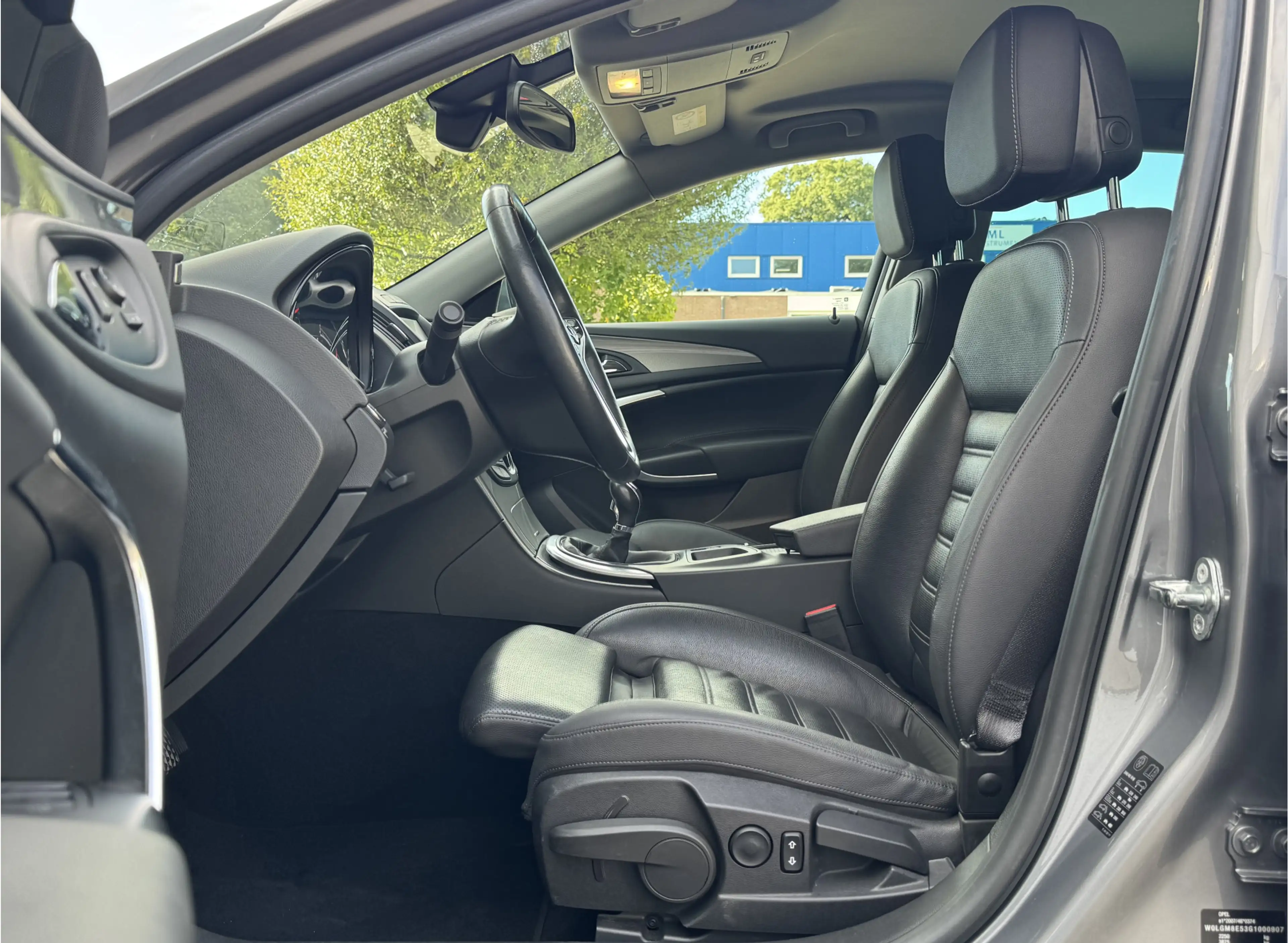 Opel Insignia Sports Tourer 1.6 T BUSINESS+ | NL-AUTO! | 1E EIGE — photo 25