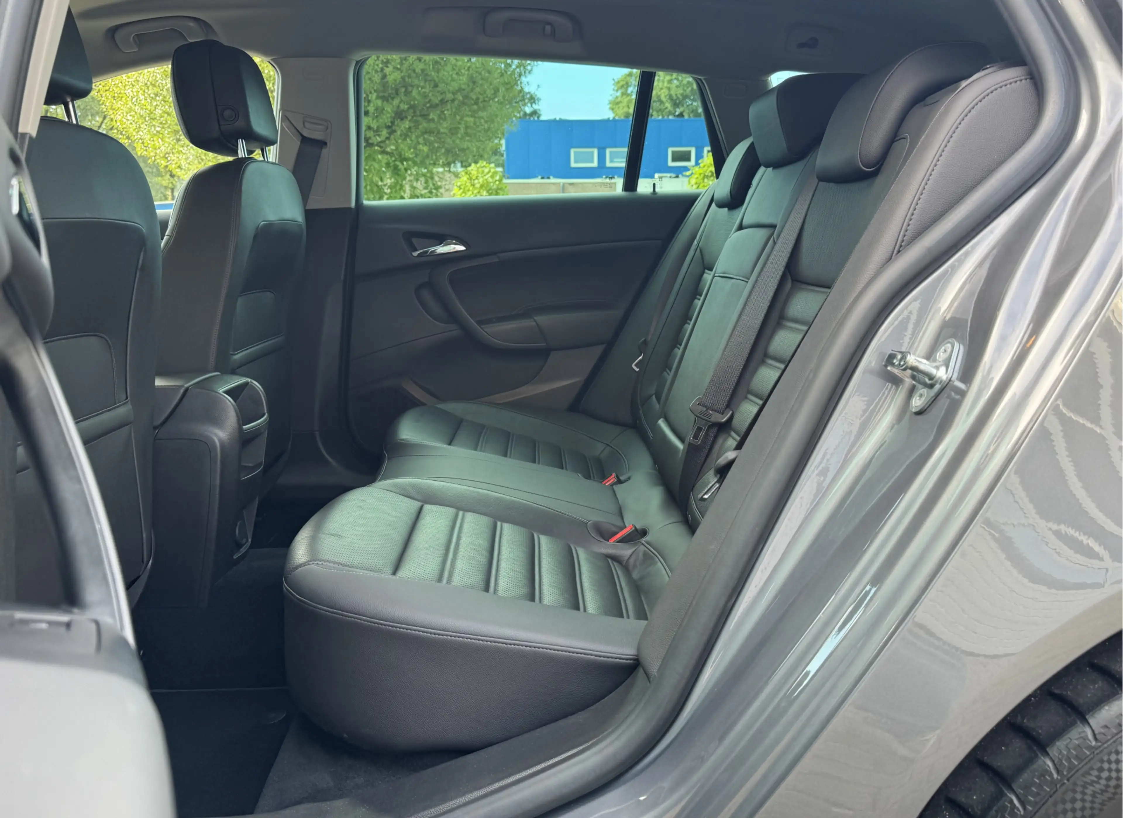 Opel Insignia Sports Tourer 1.6 T BUSINESS+ | NL-AUTO! | 1E EIGE — photo 26