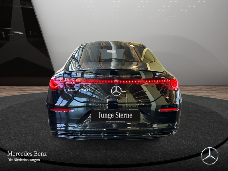 Mercedes-Benz CLA 250 AMG Pano Multibeam Distr. Night Kamera PTS — photo 9