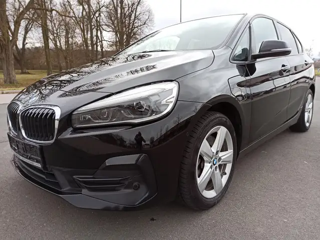 BMW 225 xe i Perfom Sport Line Pano Harman H.-Up Teilleder