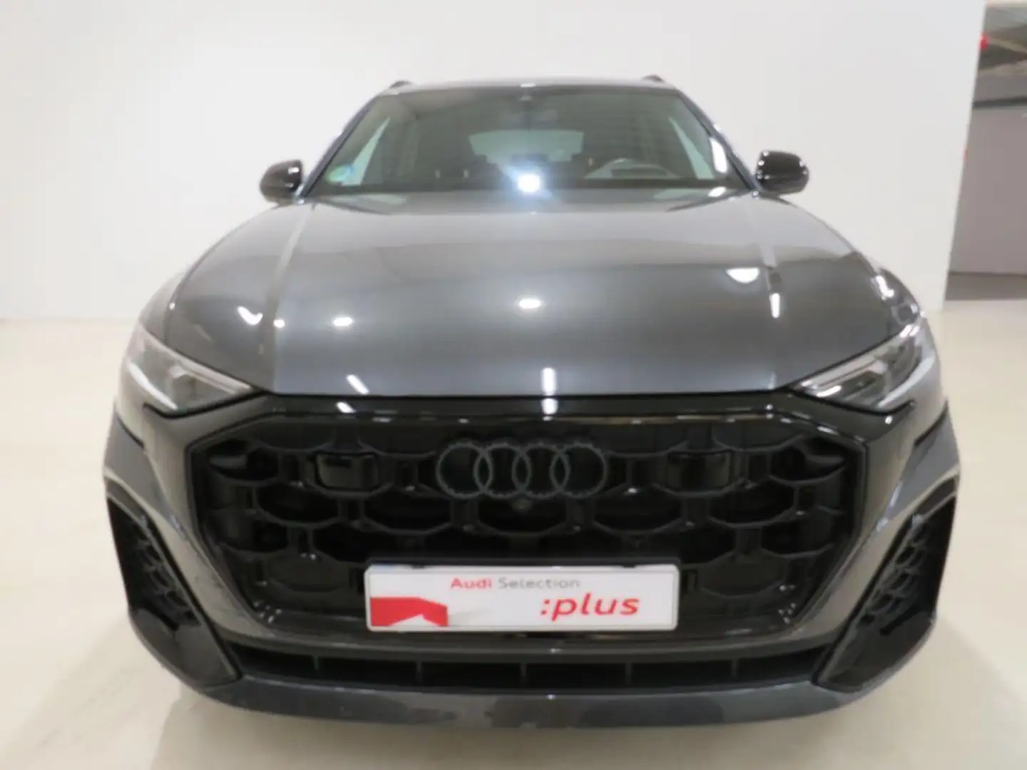 Audi Q8 50 TDI Black line quattro tiptronic 210kW Gris - 2