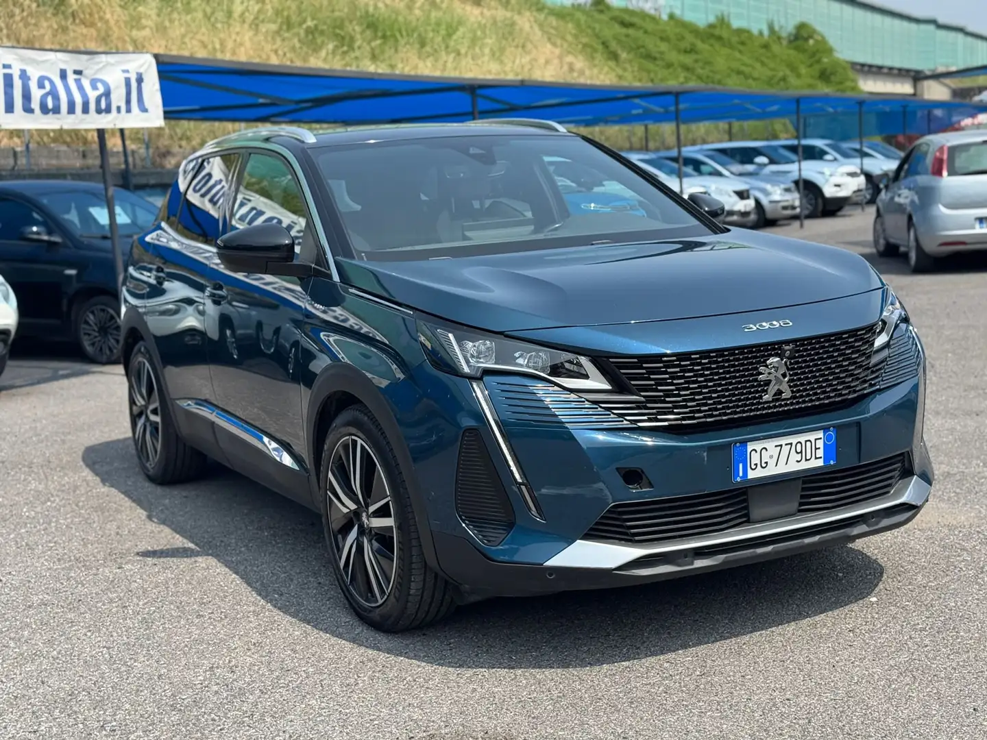 Peugeot 3008 1.6 hybrid4 phev GT 300cv e-eat8 Синій - 2