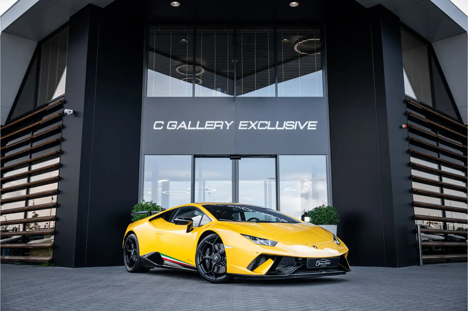 Lamborghini Huracán 5.2 V10 Performante - Forged Carbon | ALA | Lift | Jaune - 1
