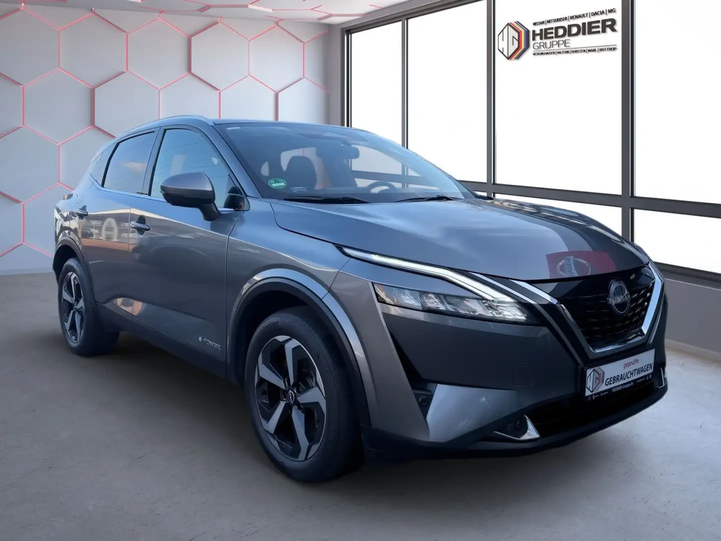 Nissan Qashqai 1.5 VC-T N-Connecta e-Power*SHZ*Navi*Kam Grau - 2