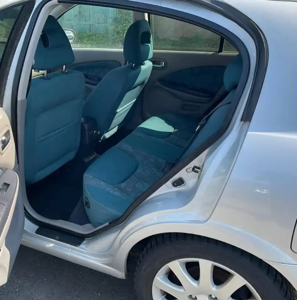 Nissan Almera 2.2 Di Comfort, foto 6