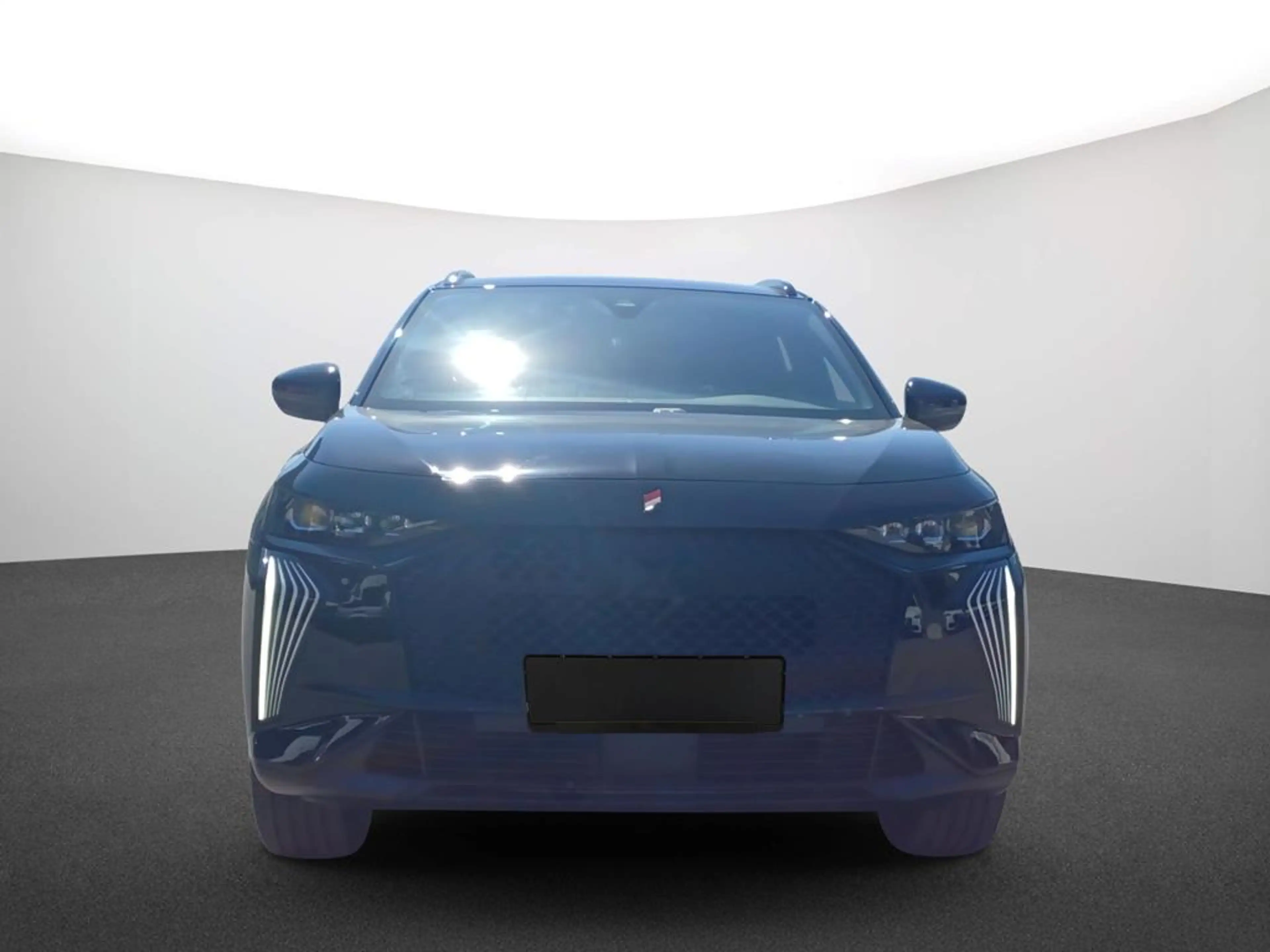 DS Automobiles DS 7 DS 7 PERFORMANCE LINE + BlueHDi 130 EAT8 — photo 2