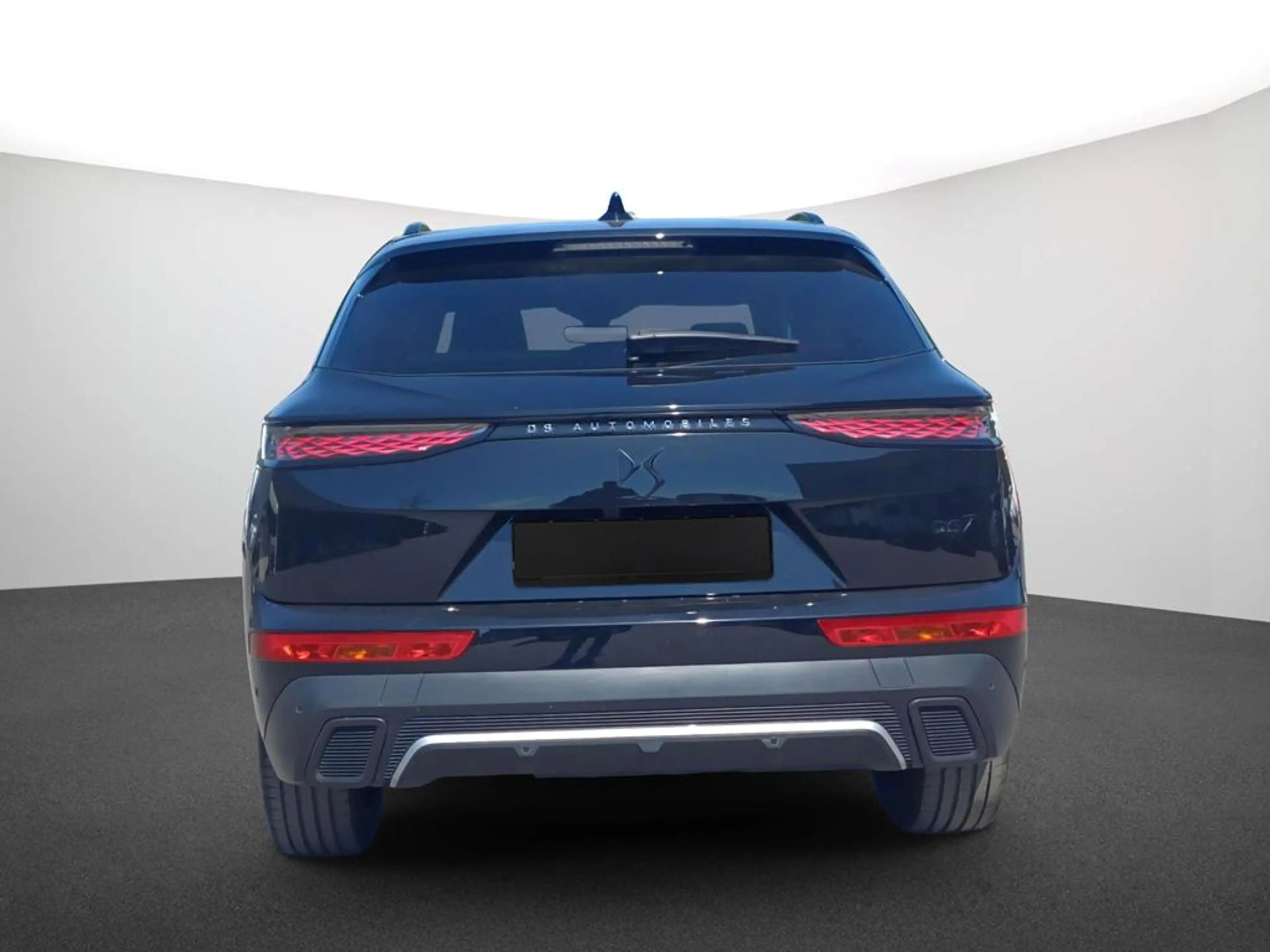 DS Automobiles DS 7 DS 7 PERFORMANCE LINE + BlueHDi 130 EAT8 — photo 3