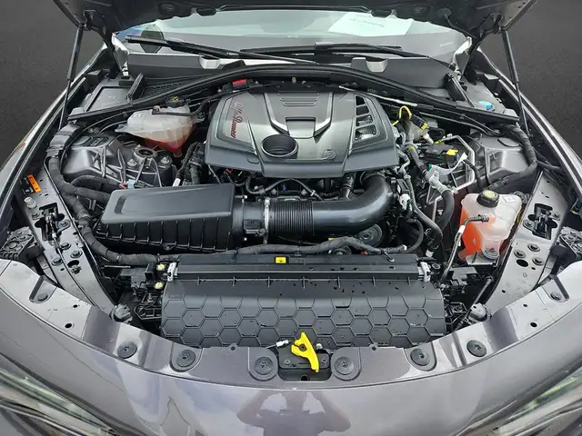 Alfa Romeo Giulia view 7