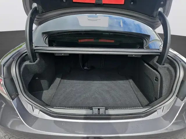 Alfa Romeo Giulia view 8