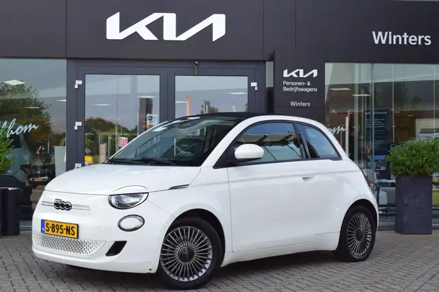 Fiat 500C Passion 42 kWh Cabrio | Navigatie | Bluetooth | PD