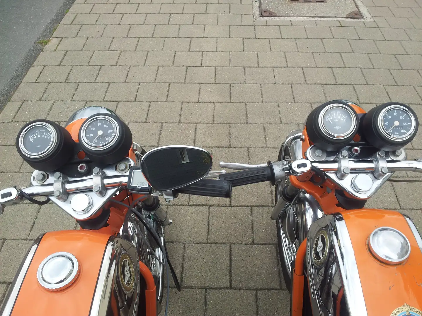 Zündapp KS 50 zwei stück GLATTE watercooled mit duplex bremse Orange - 2