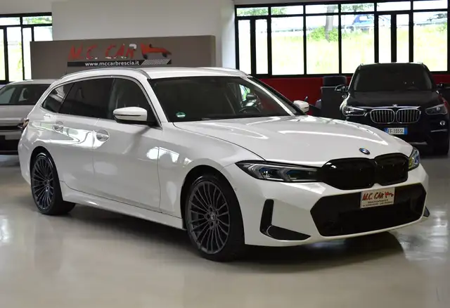 BMW 320 320d Touring mhev 48V xdrive MSport auto FL 2023