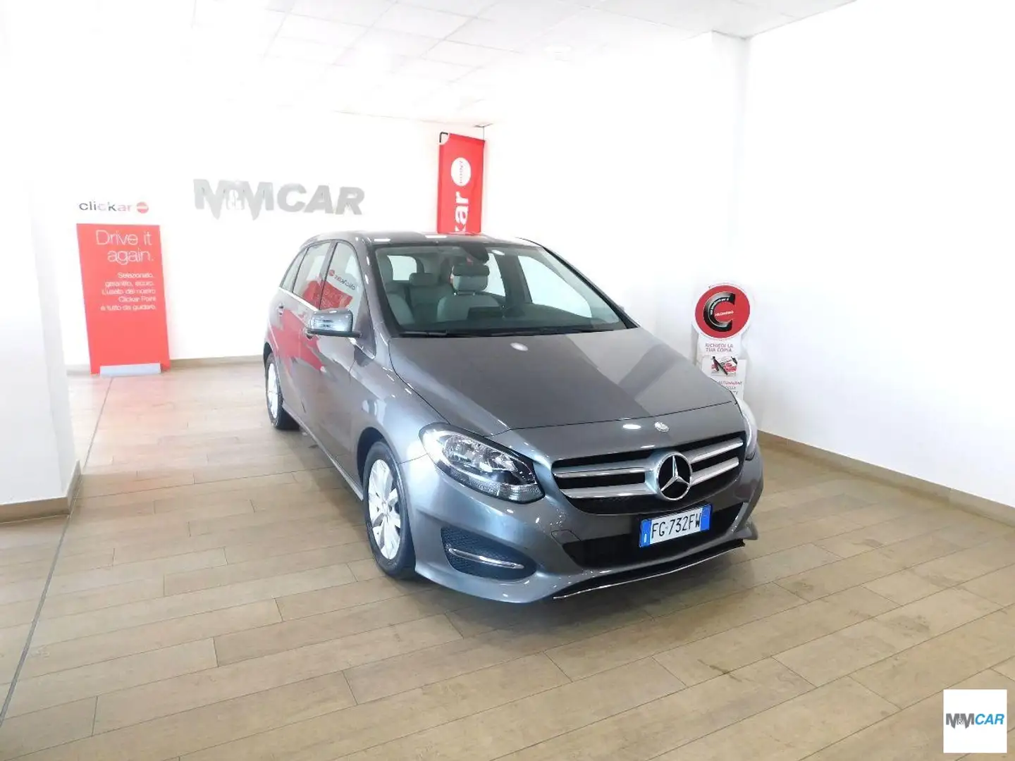 Mercedes-Benz B 200 d Business Grigio - 1