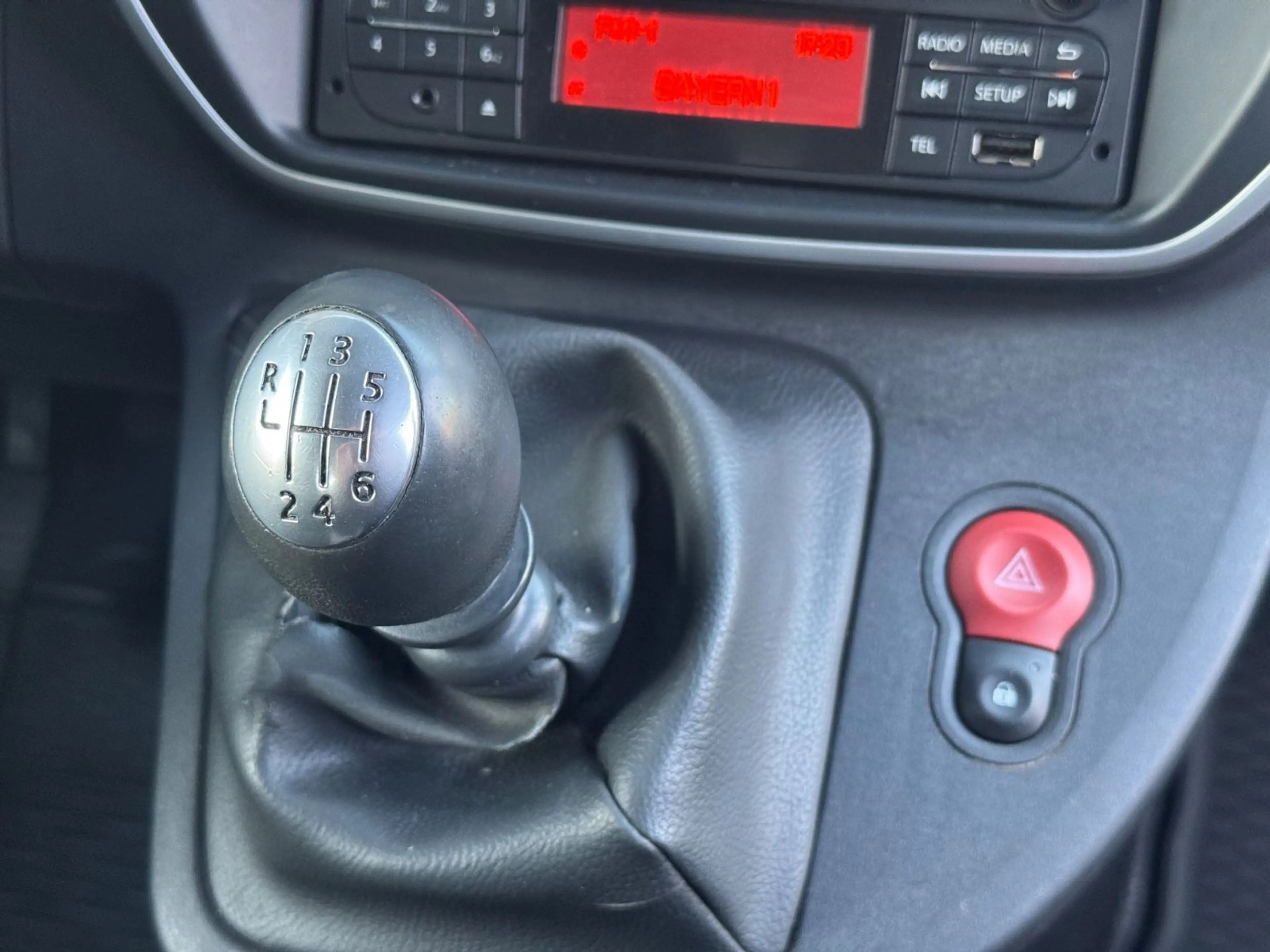 Renault Kangoo Rapid Extra Start/Stop PDC 1.Hand — photo 8