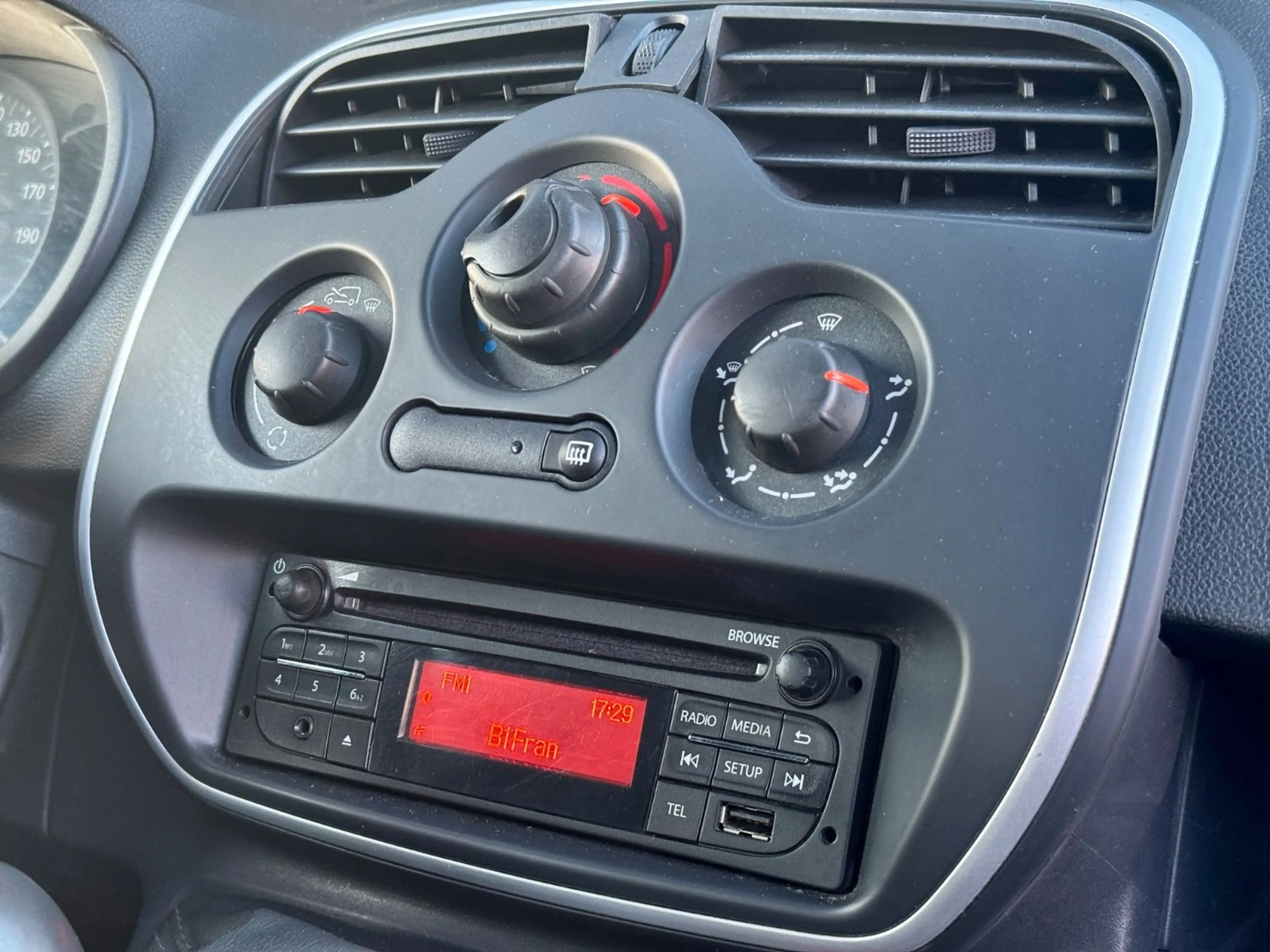 Renault Kangoo Rapid Extra Start/Stop PDC 1.Hand — photo 7