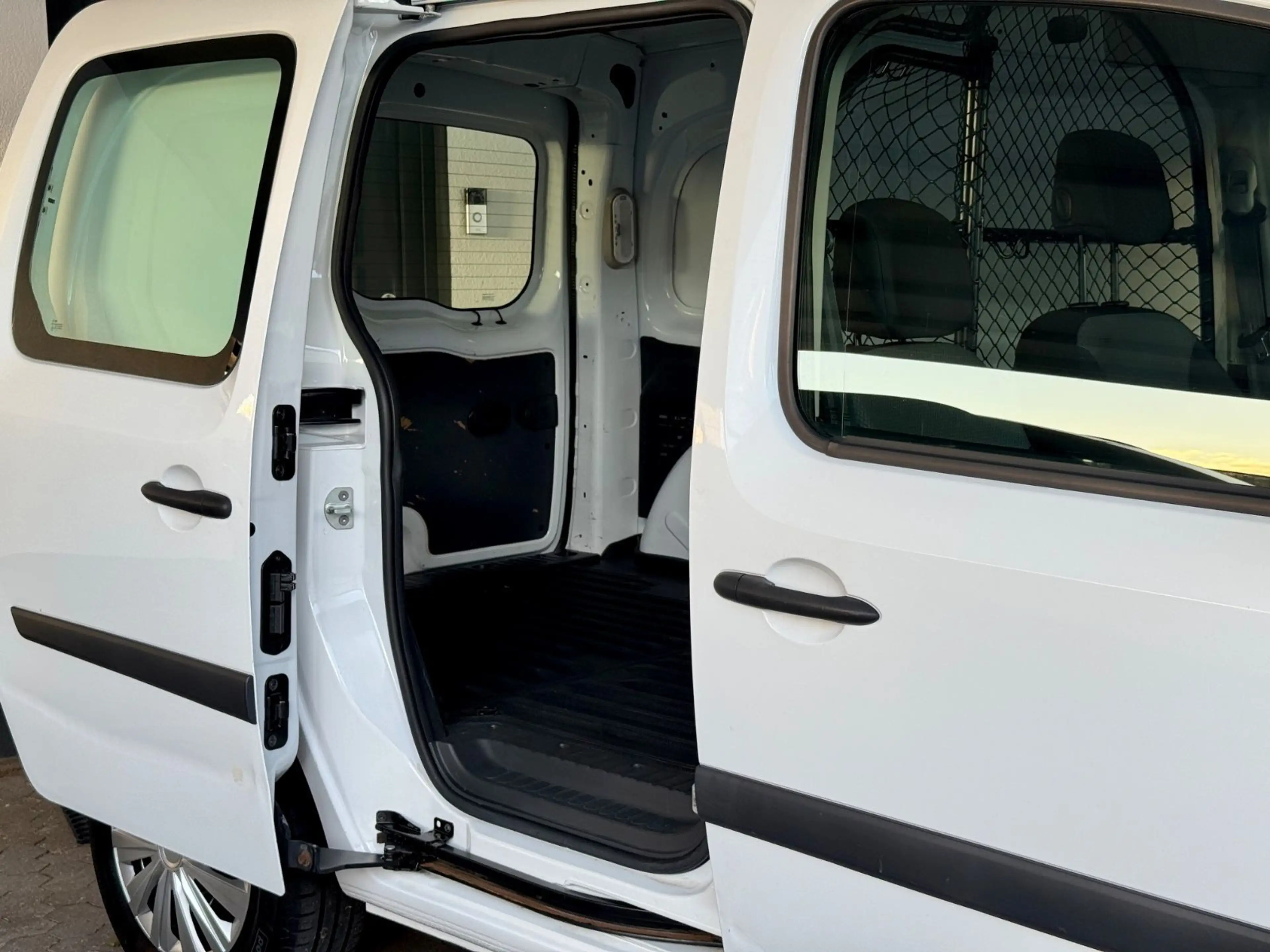Renault Kangoo Rapid Extra Start/Stop PDC 1.Hand — photo 14