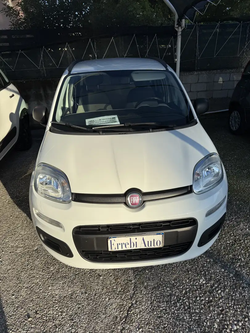 Fiat Panda 1.2 Lounge 69cv Per Neopatentati Bianco - 1