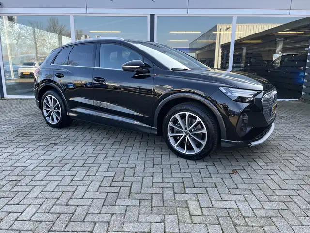 Audi Q4 e-tron 40 Advanced edition 77 kWh Carplay / Clima / 20inc