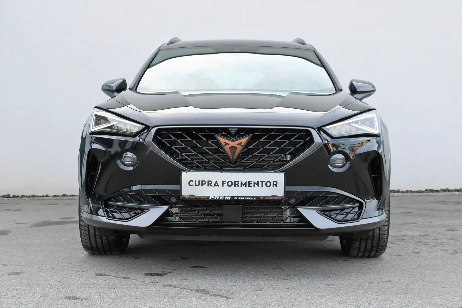CUPRA Formentor VZ 1.4 e-Hybrid "PHEV" 245 DSG mit MEGAAUSSTATTUNG Schwarz - 1