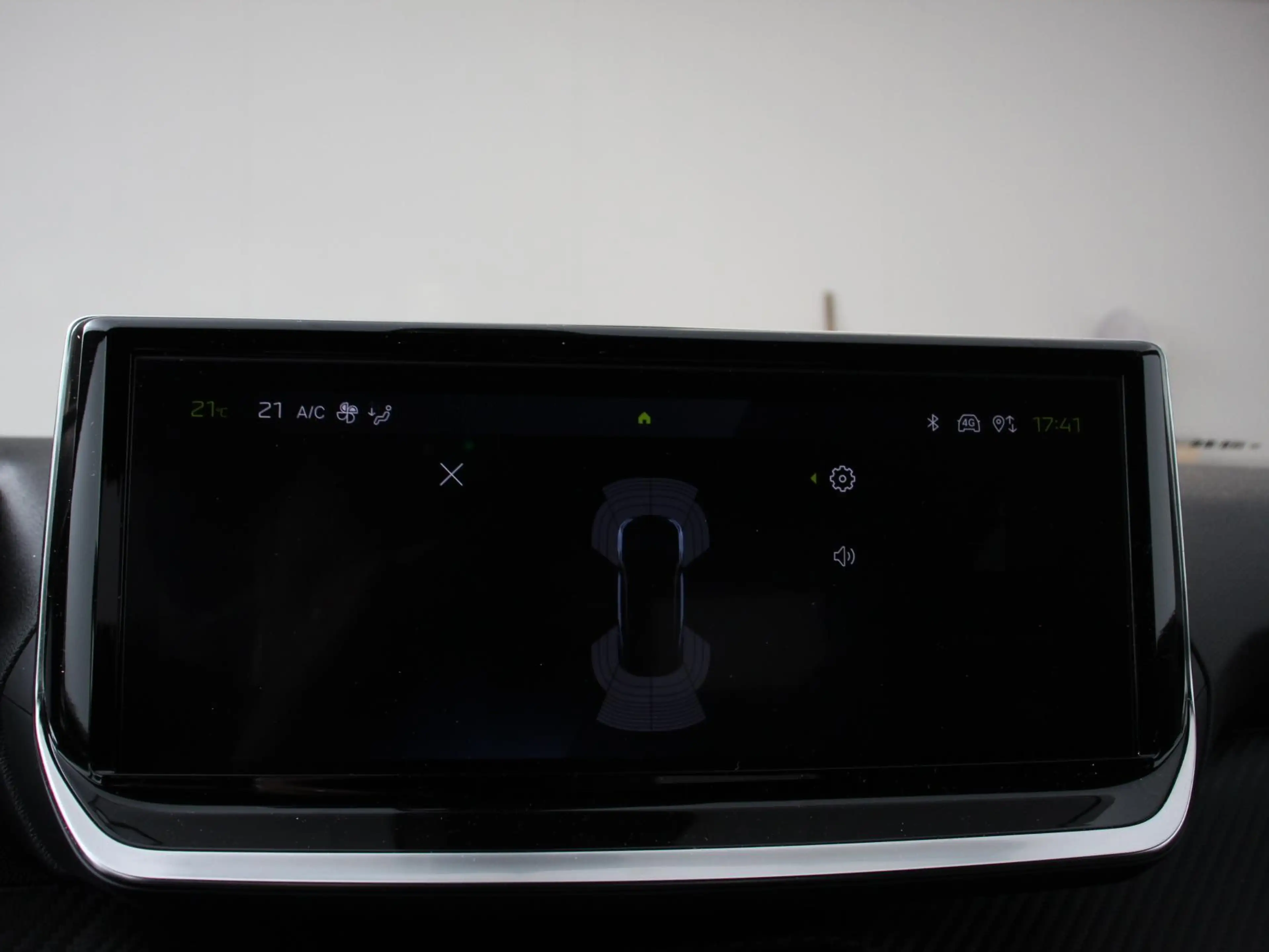 Peugeot e-2008 EV Allure 50 kWh Navigatie Apple Carplay/Android A — photo 15