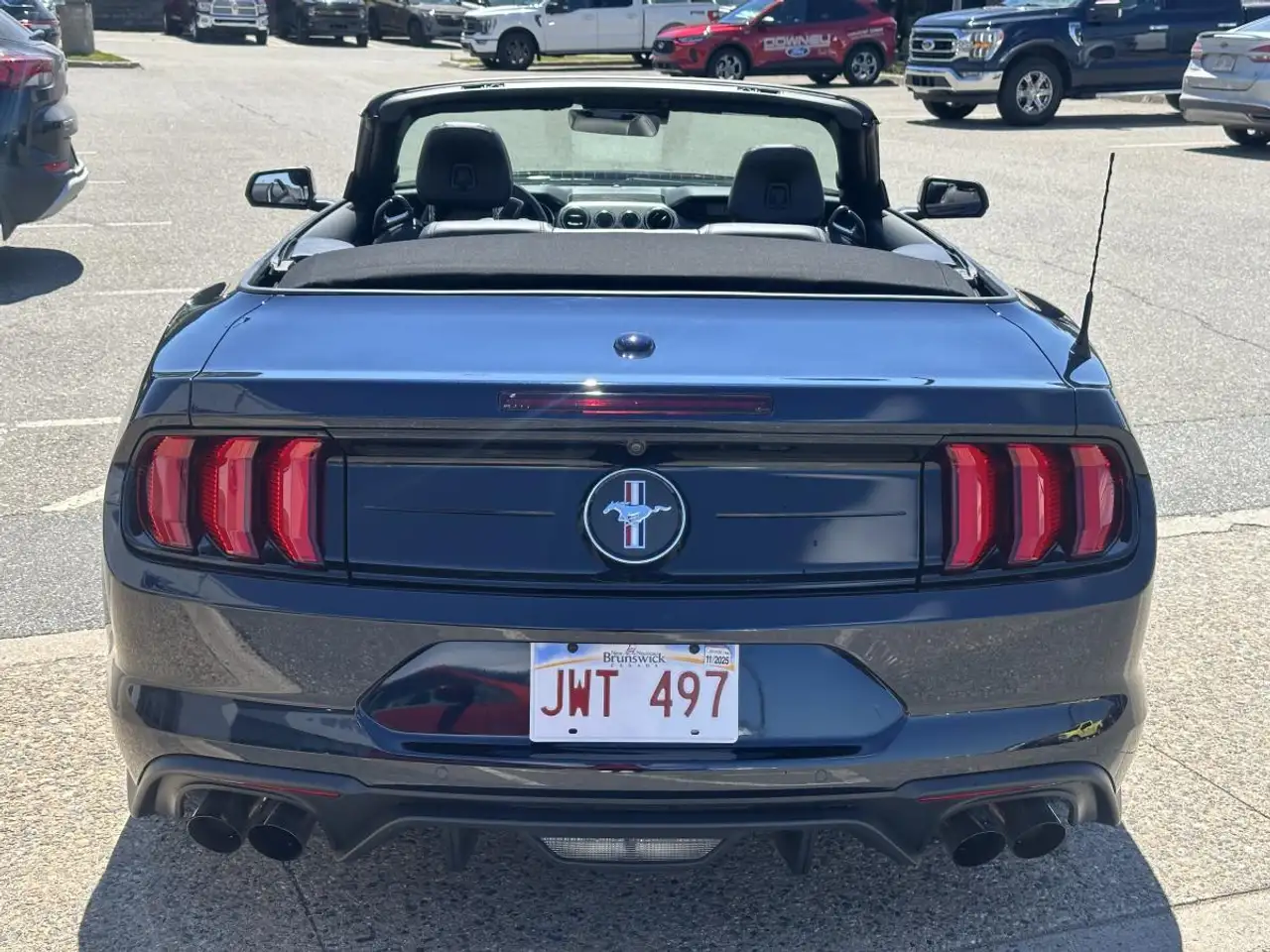 Ford Mustang снимка Ford Mustang