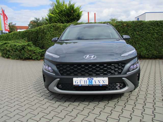 Hyundai KONA 1.0 T-GDI Intro KLIMAAUTOM. NAVI PPS RFK 18"LM