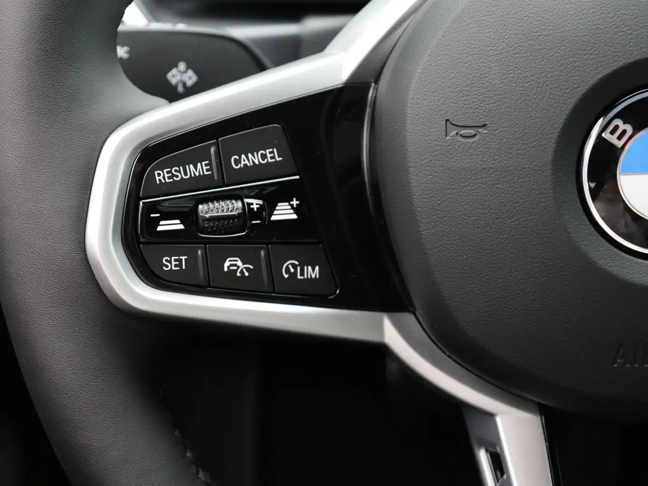 BMW i4 2026 — фото 13