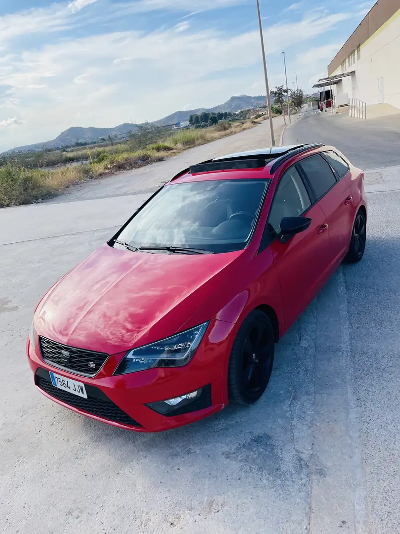 SEAT Leon ST 2.0 TDi CR S&S FR Rojo - 1