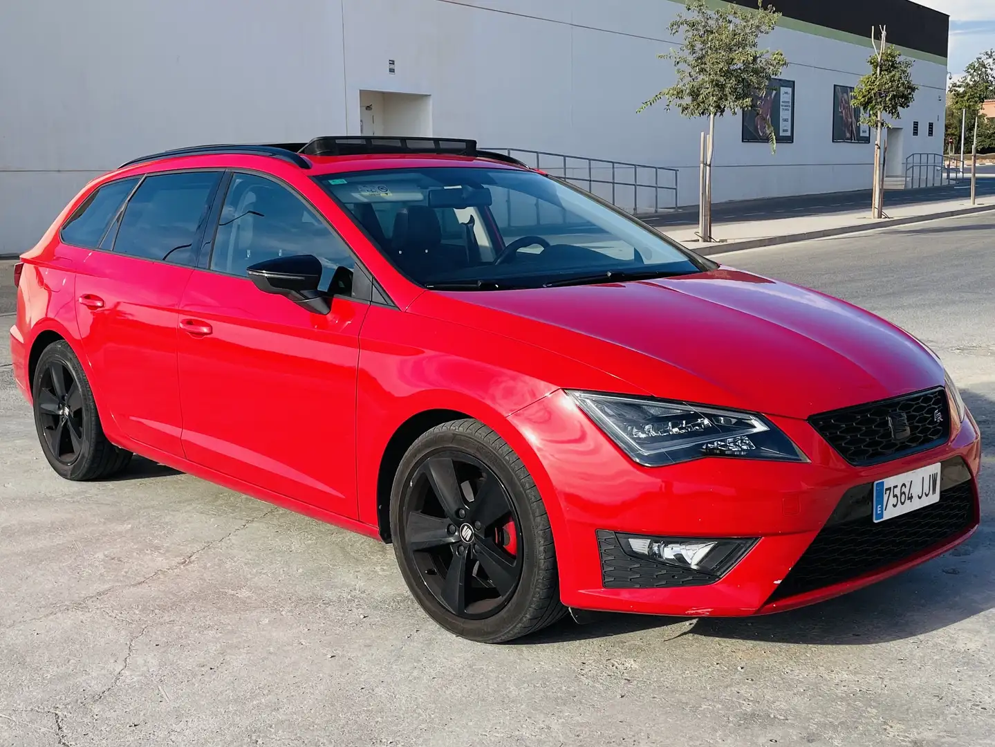 SEAT Leon ST 2.0 TDi CR S&S FR Rojo - 2