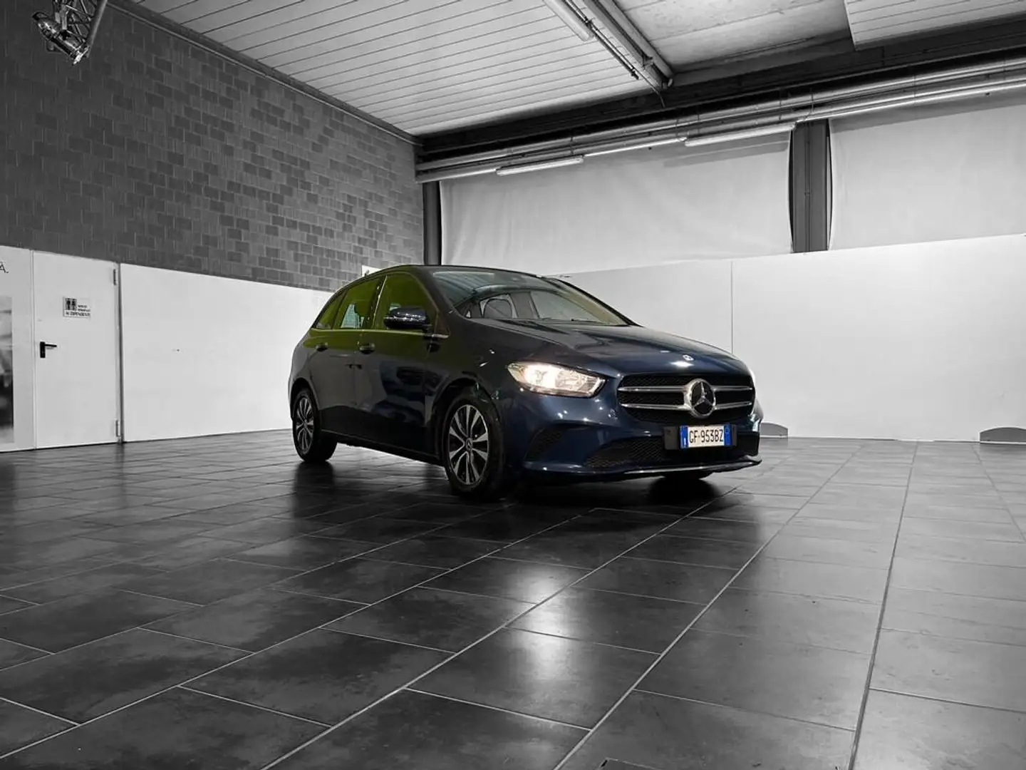 Mercedes-Benz B 180 d Sport auto Blauw - 1