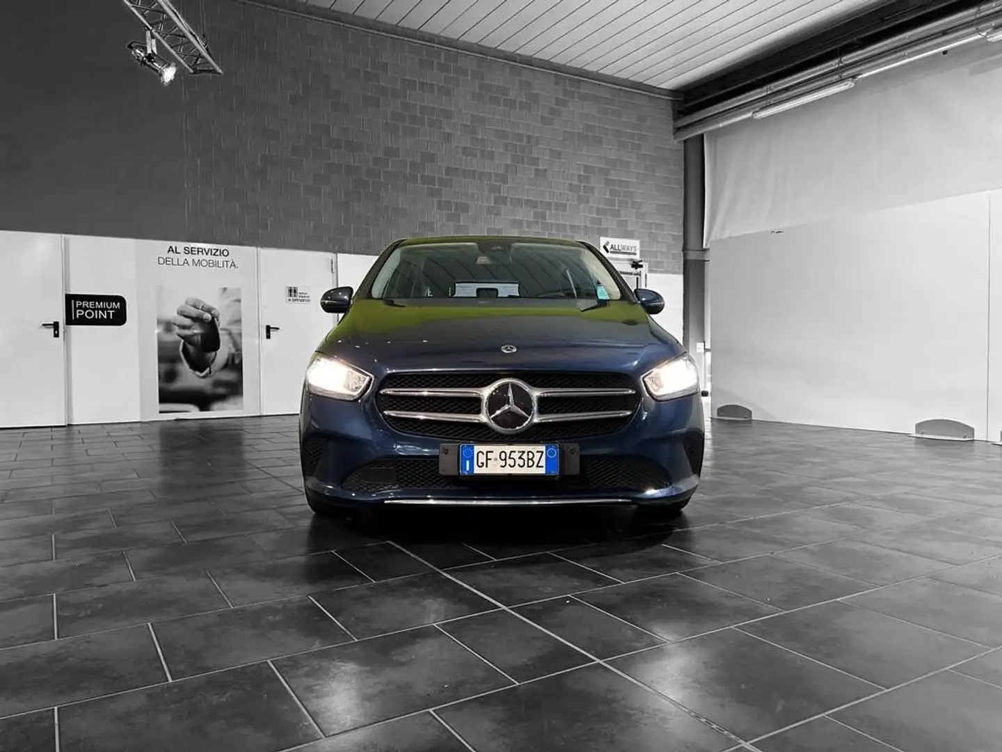 Mercedes-Benz B 180 d Sport auto Blauw - 2