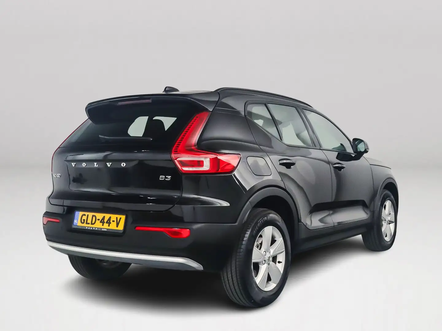 Volvo XC40 B3 Essential | Navigatie | Parkeercamera Zwart - 2