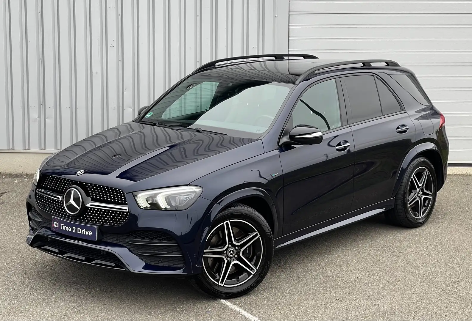 Mercedes-Benz GLE 350 e 4-Matic PHEV AMG Line - 1st Owner - Immaculate Bleu - 1