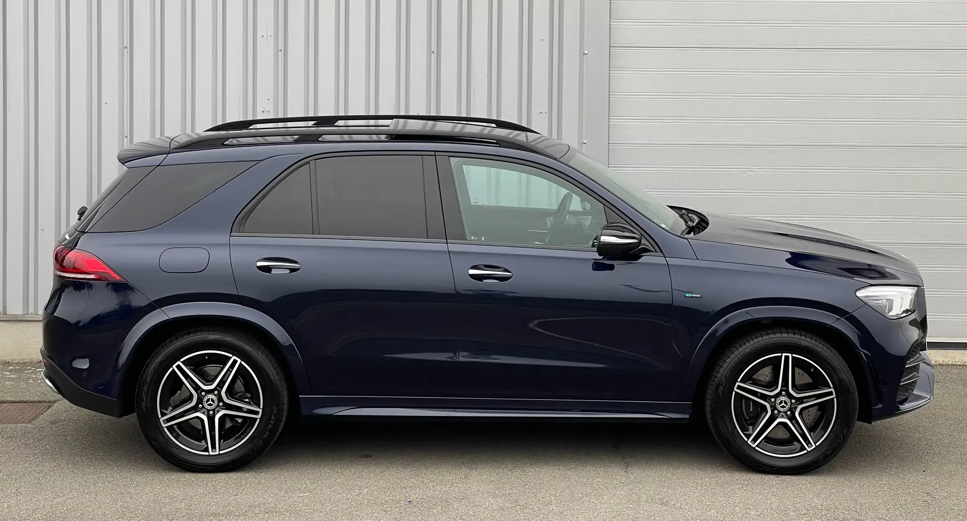 Mercedes-Benz GLE 350 e 4-Matic PHEV AMG Line - 1st Owner - Immaculate Bleu - 2