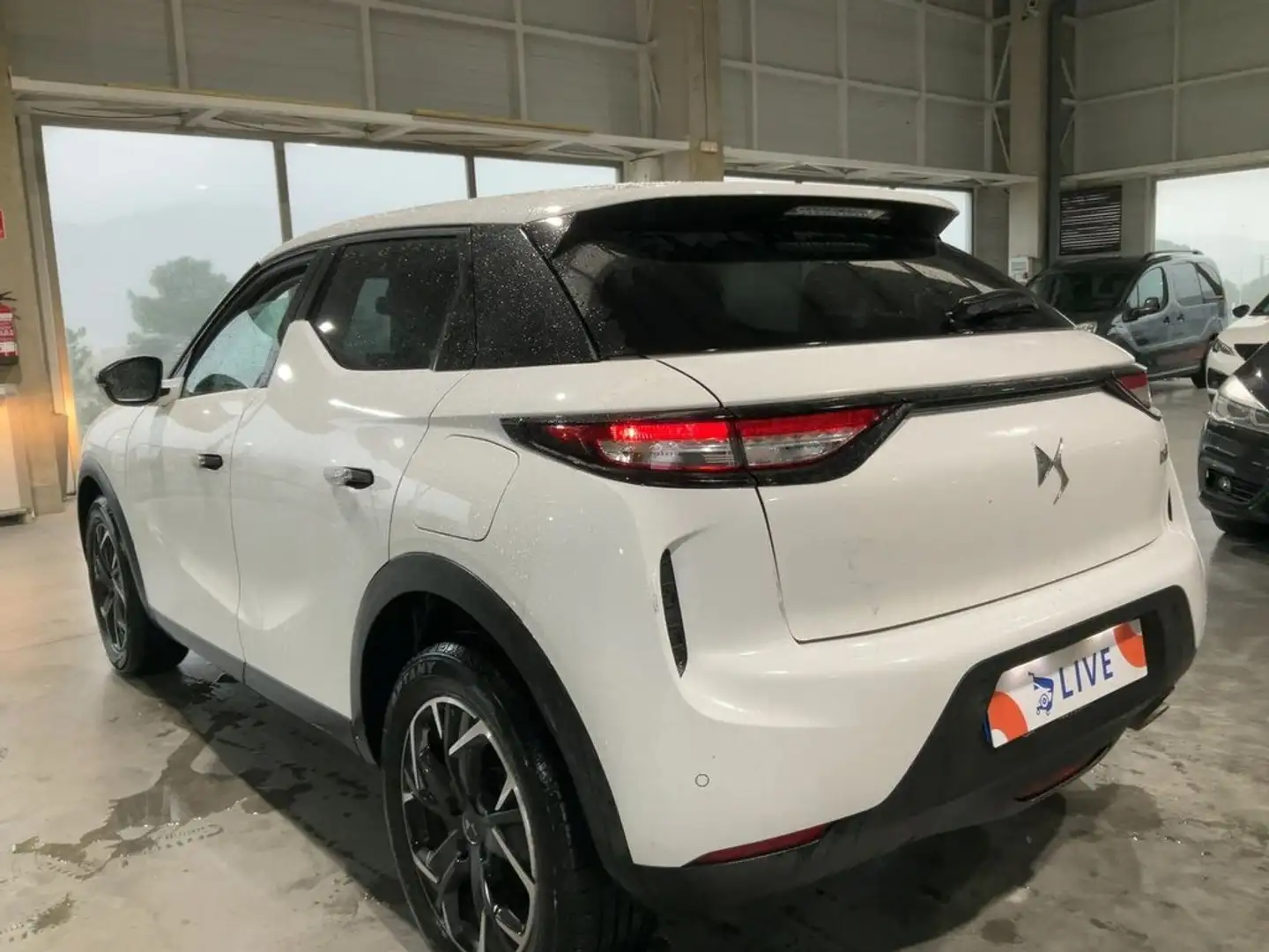 DS Automobiles DS 7 Crossback BlueHDi 73 kW Manual SO CHIC Weiß - 2