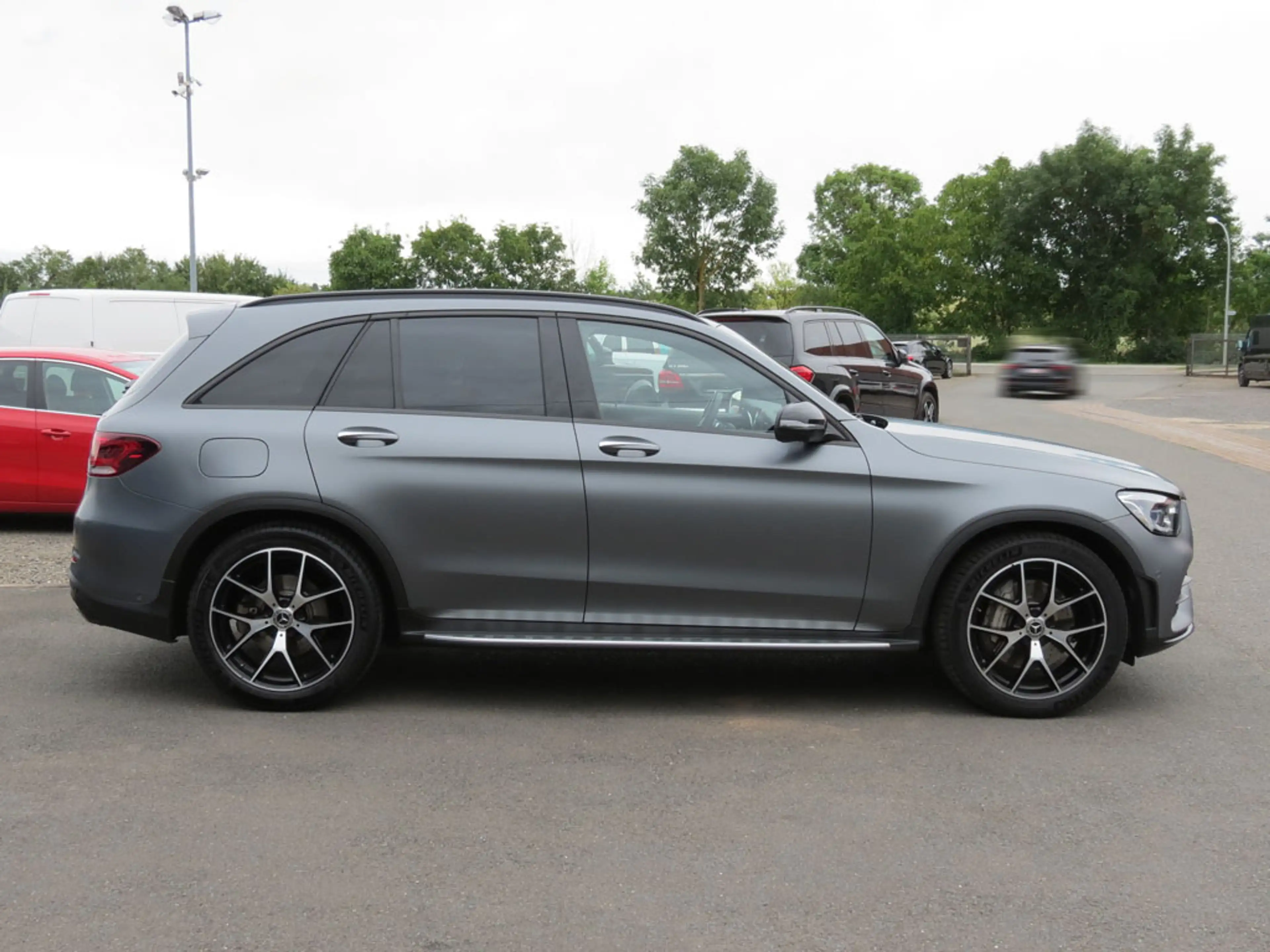 Mercedes-Benz GLC 400 d 4Matic AMG-Line Airmatic ACC Dig.-Cockpit Keyless-Go — photo 3