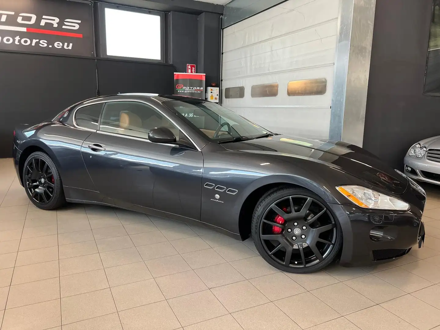 Maserati GranTurismo 4.2 405CV SPETTACOLARE ! CONDIZIONI TOP ! Grigio - 2