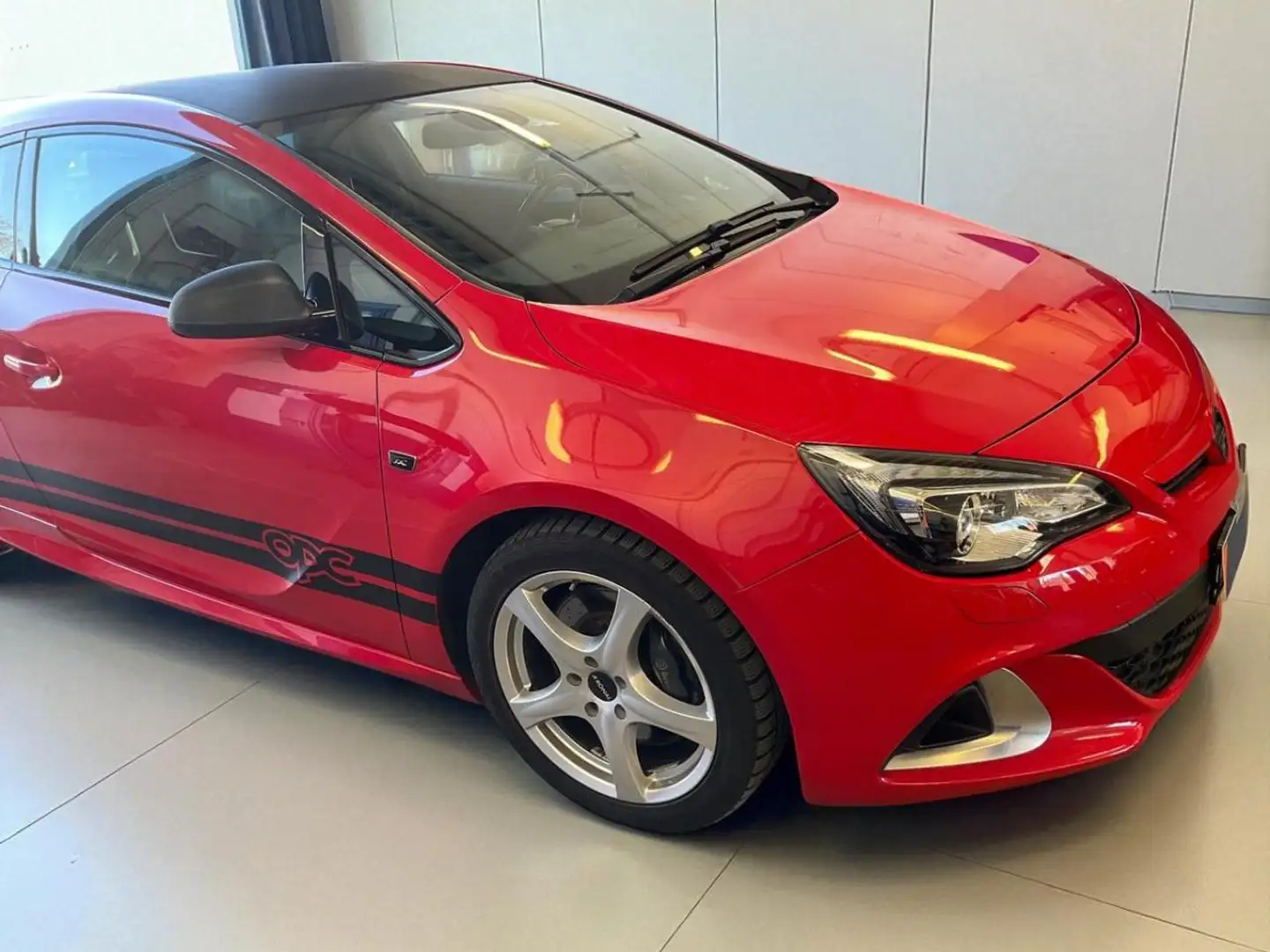 Opel Astra GTC COUPE 2.0 Turbo 280 / 2 JEUX DE JANTES / PARFA Rouge - 2