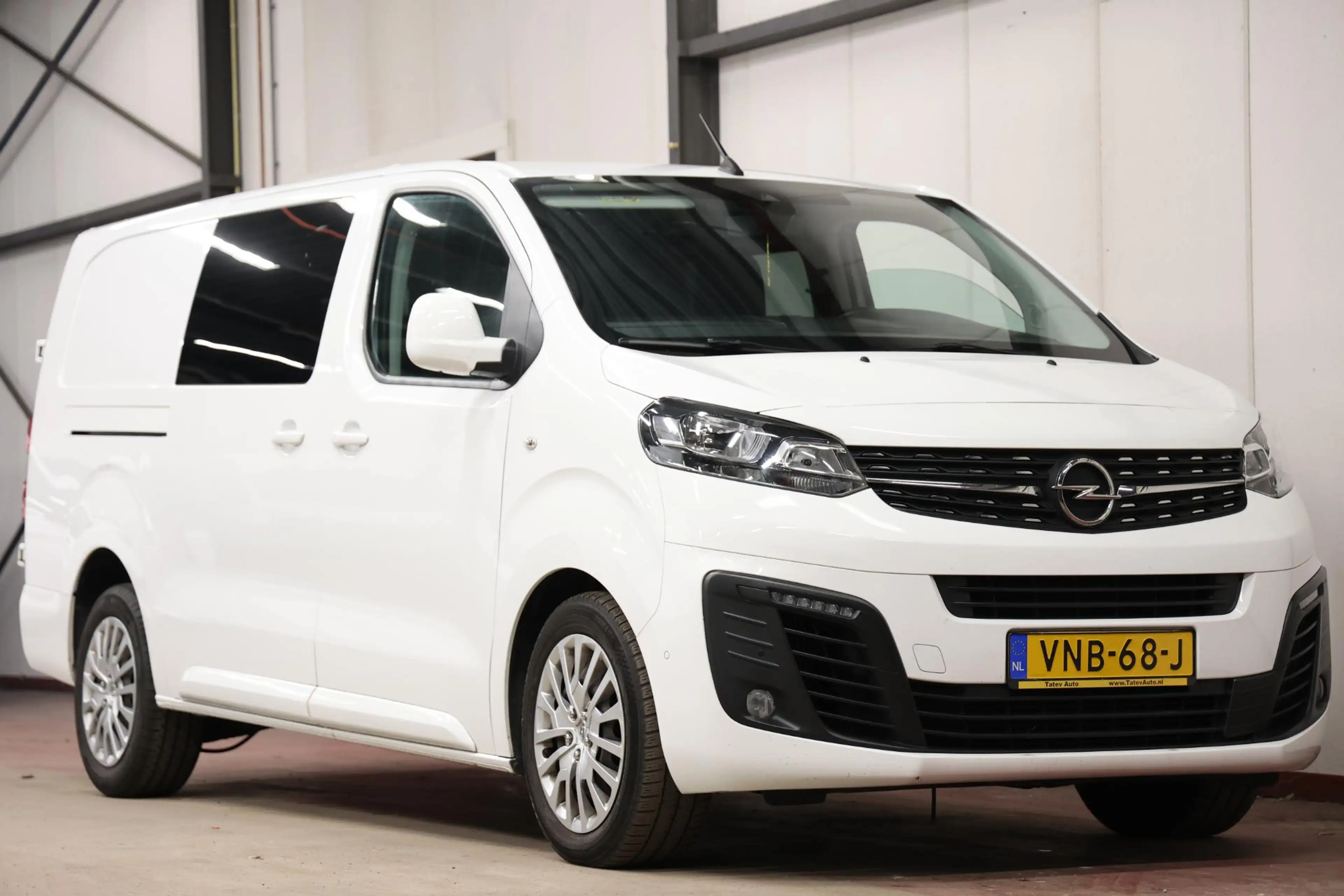 Opel Vivaro 2.0 CDTI L3H1 LANG DC DUBBEL CABINE AUTOMAAT — photo 2