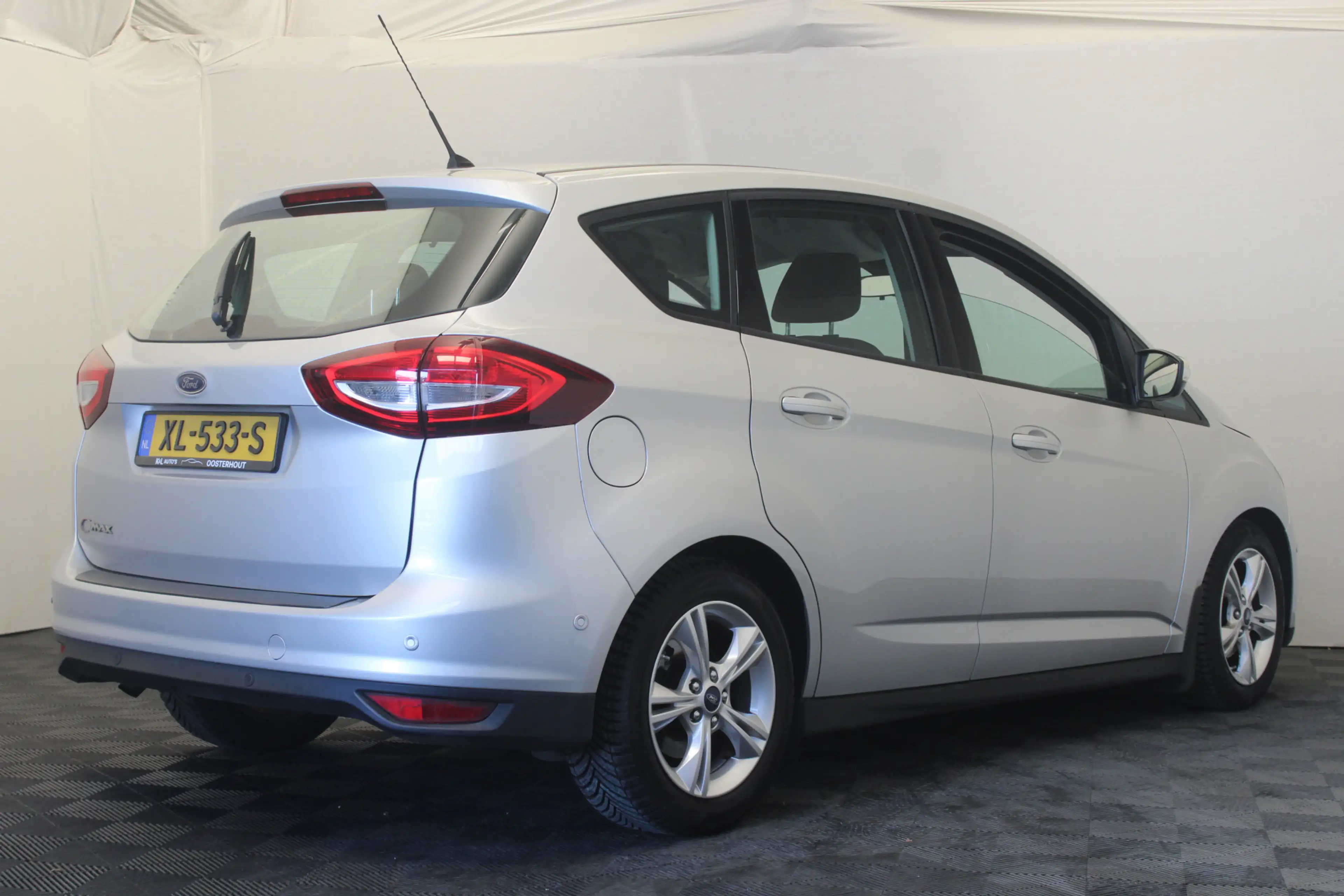 Ford C-Max 1.0 Trend — photo 9