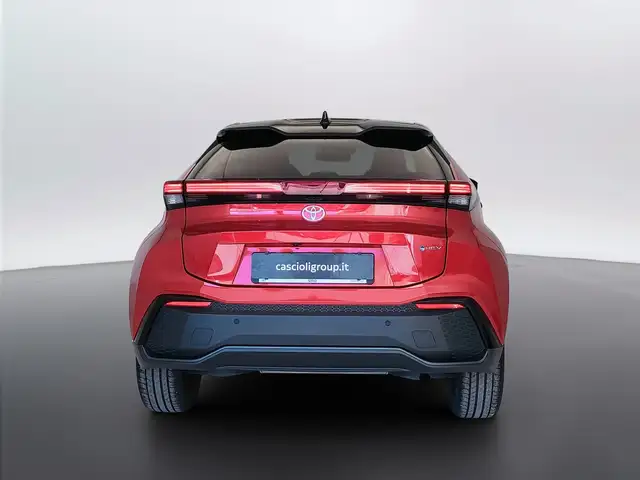 Toyota C-HR view 6