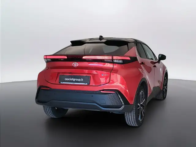 Toyota C-HR view 5