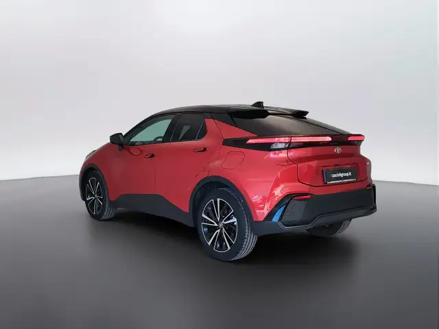 Toyota C-HR view 7