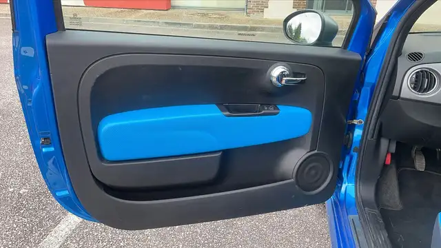 Fiat 500C view 7