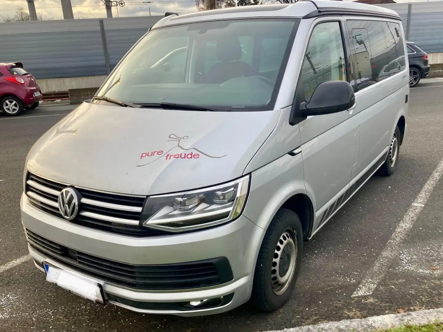 Volkswagen T6 California California Beach Edition 2,0 TDI DSG Beach Edition Silber - 1