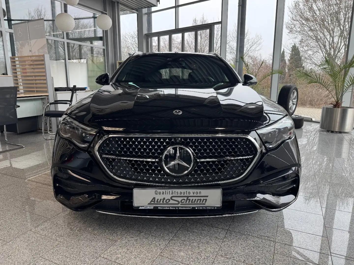 Mercedes-Benz E 300 de 4M T AMG+Burmester+Fahrassistenz Paket Schwarz - 2