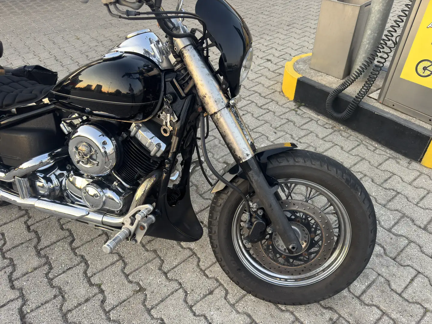 Yamaha XVS 650 bobber - 1